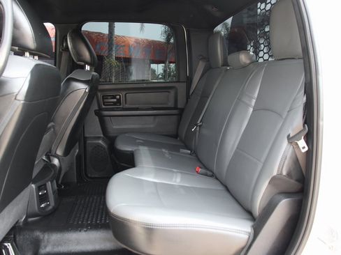 Used 2021 RAM 5500 Tradesman w/ Chrome Appearance Group image 33