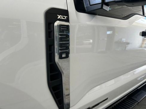 Used 2025 Ford F250 XLT w/ FX4 Off-Road Package AWD/4WD image 13