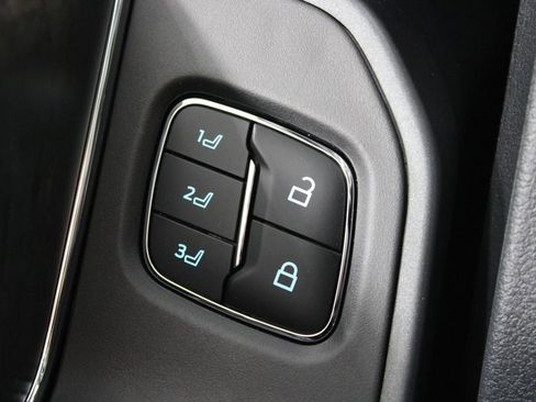 New 2026 Ford F250 Lariat w/ Chrome Package image 55