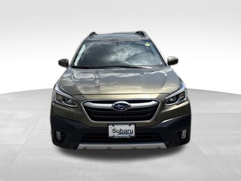 Used 2020 Subaru Outback Limited w/ Popular Package #2 AWD/4WD image 2