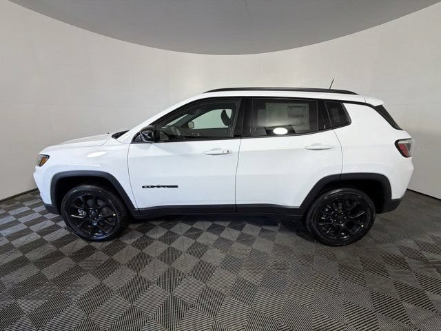 New 2026 Jeep Compass Latitude AWD/4WD image 6