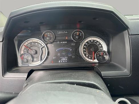 Used 2017 RAM 1500 Laramie w/ Convenience Group AWD/4WD image 10