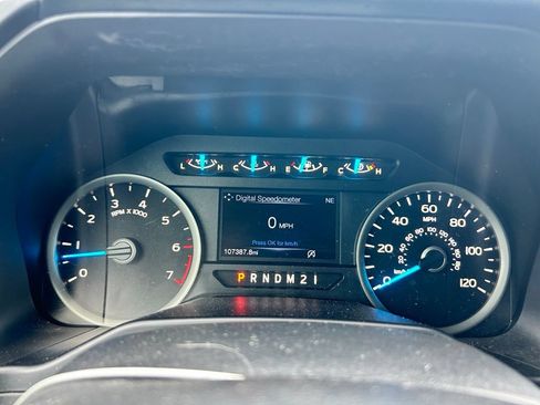 Used 2016 Ford F150 XLT w/ Equipment Group 302A Luxury AWD/4WD image 22