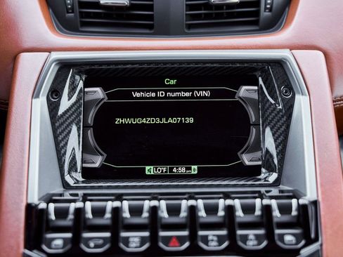 Used 2018 Lamborghini Aventador S image 93