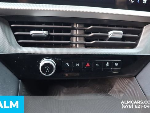 Used 2025 Ford Explorer ST-Line AWD/4WD image 31