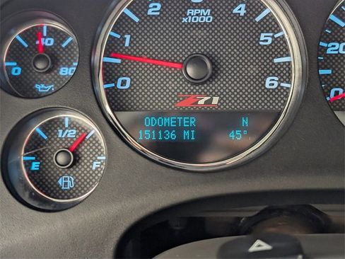 Used 2011 Chevrolet Avalanche LT w/ Luxury Package image 26