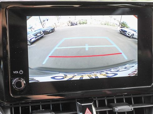 Used 2025 Toyota Corolla SE image 24