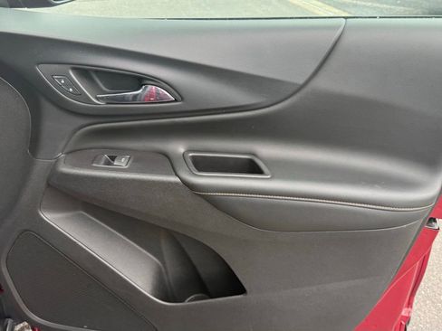 Used 2019 Chevrolet Equinox Premier FWD image 15