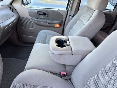 Used 2003 Ford F150 XLT image 32