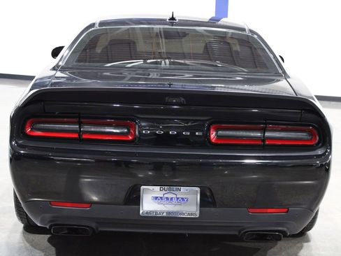 Used 2021 Dodge Challenger SRT Hellcat image 11