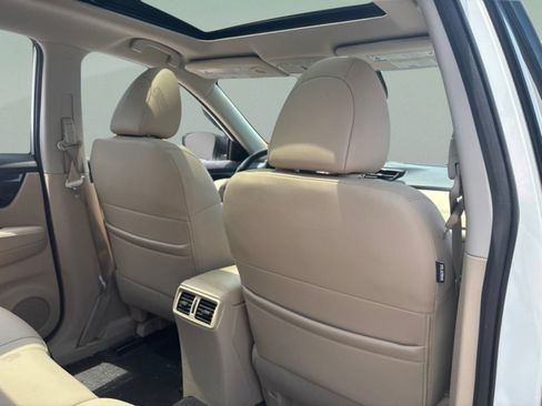 Used 2020 Nissan Rogue SL w/ Premium Package FWD image 22