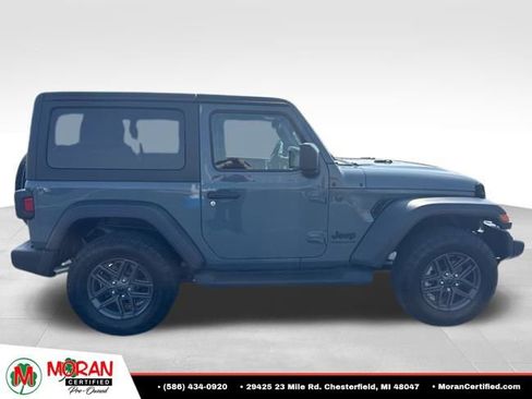 Used 2024 Jeep Wrangler Sport S AWD/4WD image 6