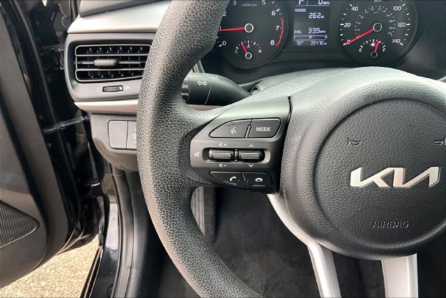 Used 2023 Kia Rio S FWD image 17