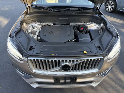 Certified 2023 Volvo XC90 B6 Plus image 36