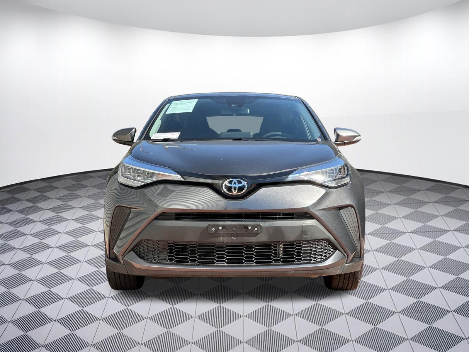 Used 2020 Toyota C-HR LE FWD image 6