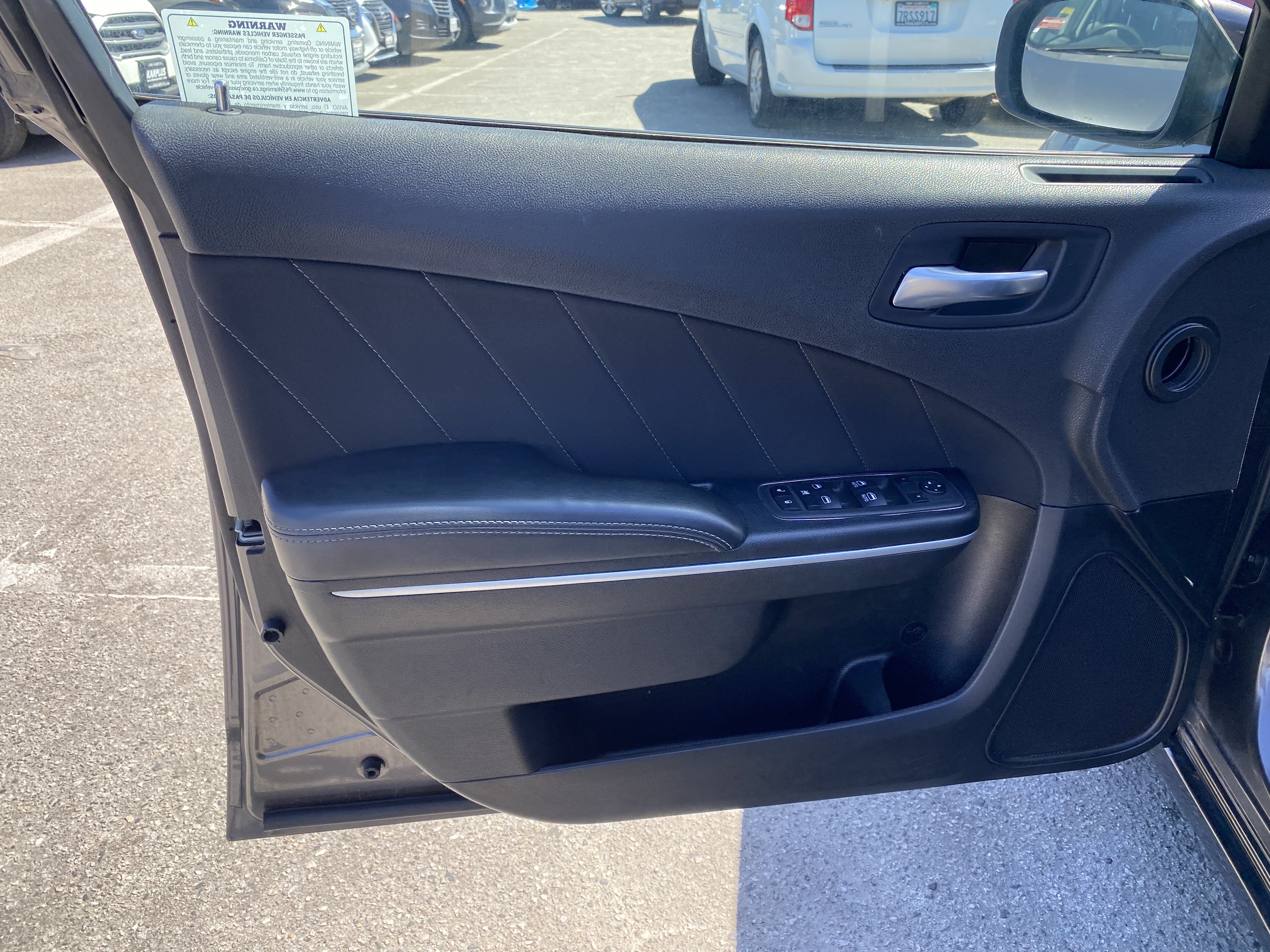 Used 2022 Dodge Charger SXT RWD image 12