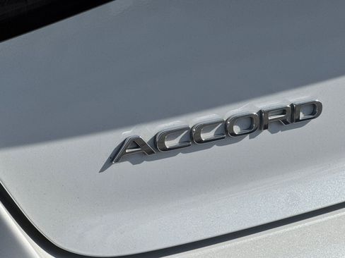 Used 2023 Honda Accord EX image 29