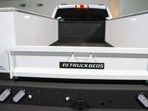Used 2023 RAM 2500 Tradesman AWD/4WD image 8
