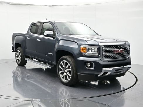 Used 2019 GMC Canyon Denali image 3
