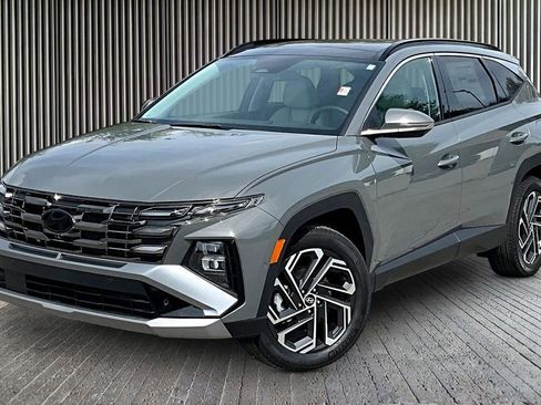 New 2026 Hyundai Tucson Limited AWD/4WD image 2