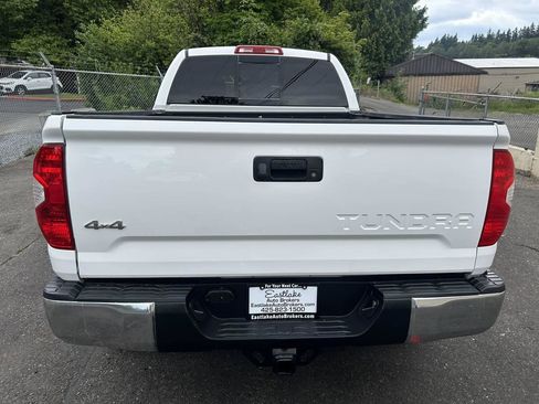 Used 2019 Toyota Tundra SR5 w/ SR5 Upgrade Package AWD/4WD image 6