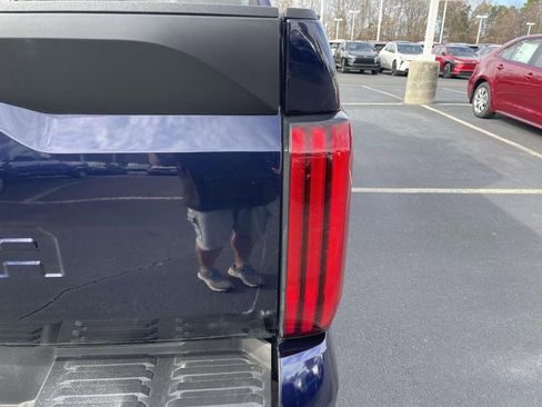 Used 2023 Toyota Tundra SR5 w/ SR5 Premium Package image 18