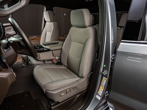 Used 2024 GMC Sierra 1500 SLE w/ Preferred Package image 30