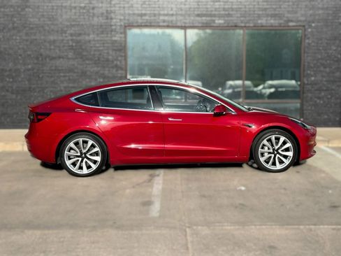 Used 2018 Tesla Model 3 Long Range AWD/4WD image 10