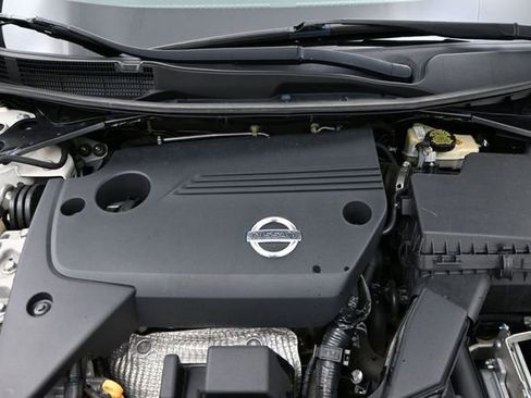 Used 2015 Nissan Altima 2.5 SL w/ Technology Package FWD image 22