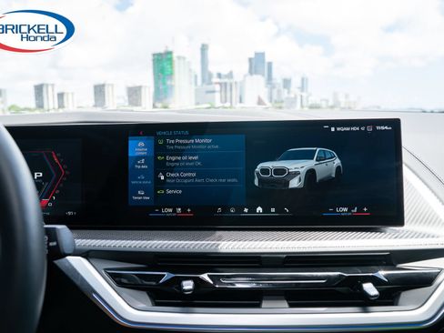 Used 2025 BMW XM AWD/4WD image 30