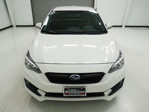 Used 2022 Subaru Impreza 2.0i Sport AWD/4WD image 2