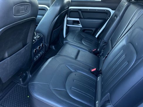 Used 2020 Land Rover Defender 110 HSE image 12