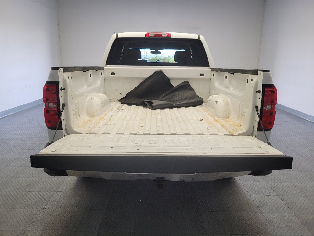 Used 2018 Chevrolet Silverado 1500 LT w/ All Star Edition AWD/4WD image 29