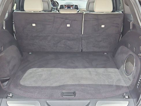 Used 2018 Jeep Grand Cherokee Limited RWD image 31