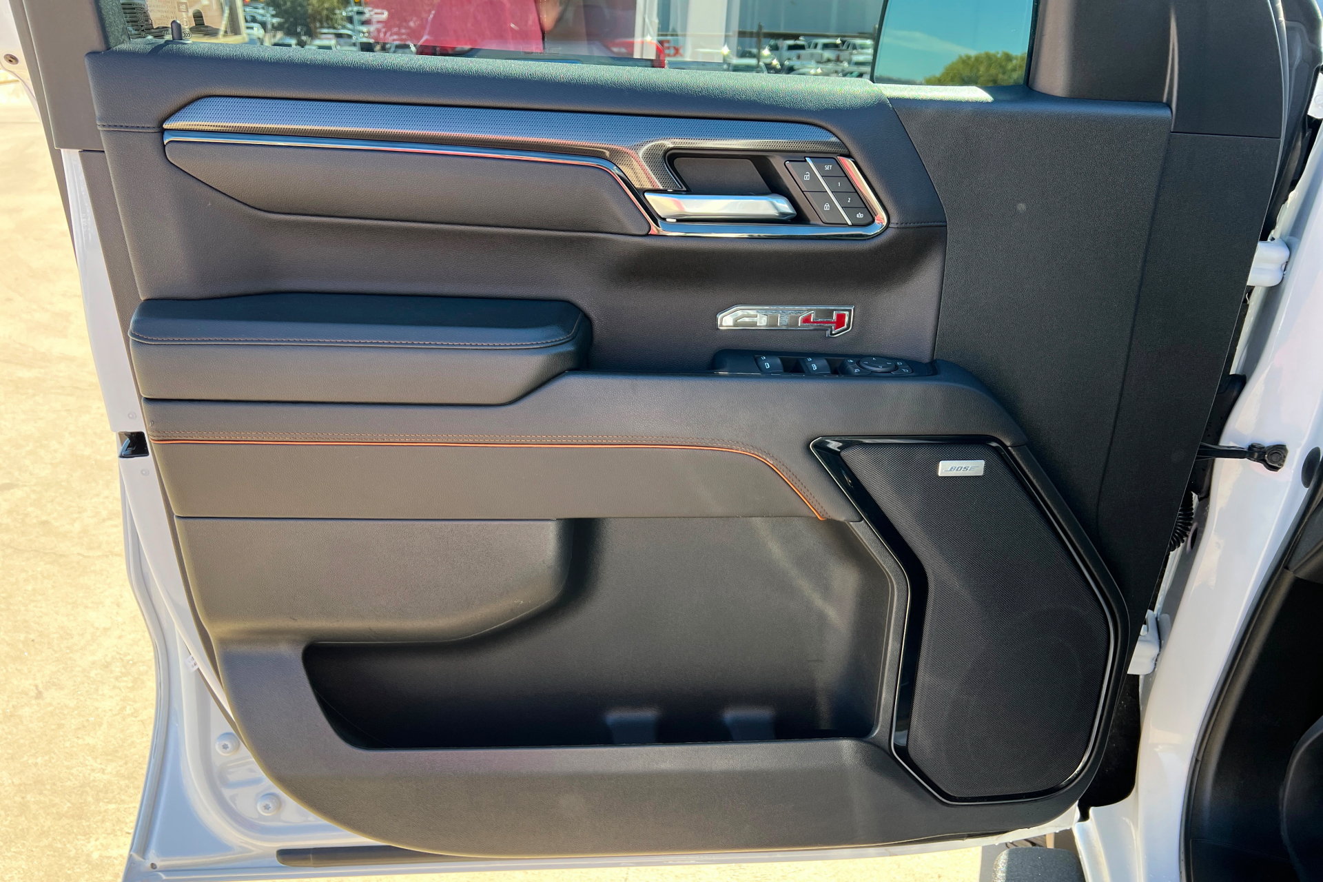 Used 2023 GMC Sierra 1500 AT4 w/ AT4 Premium Package AWD/4WD image 15