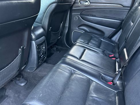 Used 2018 Jeep Grand Cherokee High Altitude image 12