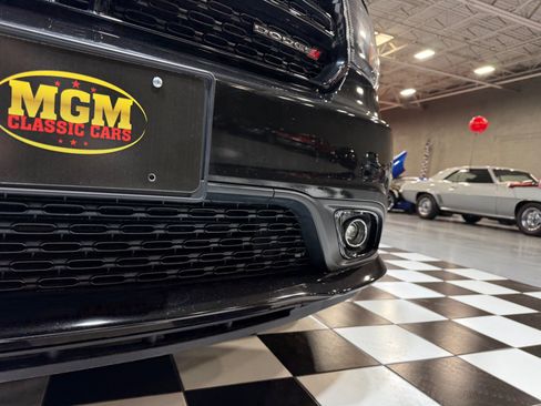 Used 2016 Dodge Durango SXT w/ Blacktop Package image 40