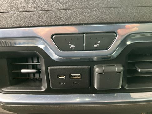 Used 2020 Chevrolet Silverado 1500 LTZ w/ LTZ Plus Package image 41