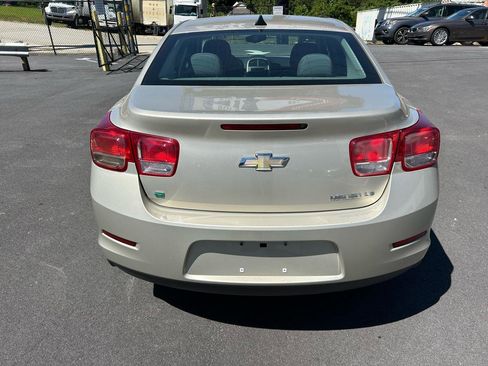 Used 2014 Chevrolet Malibu LS w/ Protection Package FWD image 4