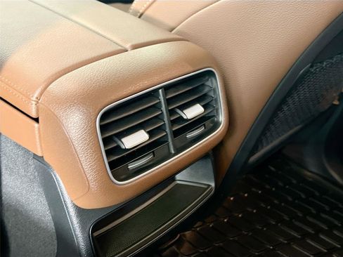 Certified 2025 Mercedes-Benz GLE 350 4MATIC image 23