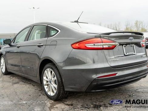 Used 2020 Ford Fusion Energi Titanium FWD image 8