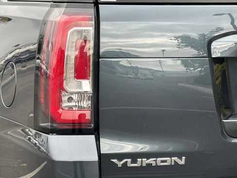 Used 2019 GMC Yukon SLE w/ Convenience Package image 12