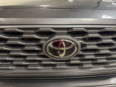 Certified 2023 Toyota Tacoma TRD Off-Road AWD/4WD image 23