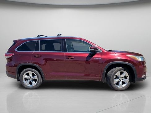 Used 2015 Toyota Highlander Limited AWD/4WD image 24