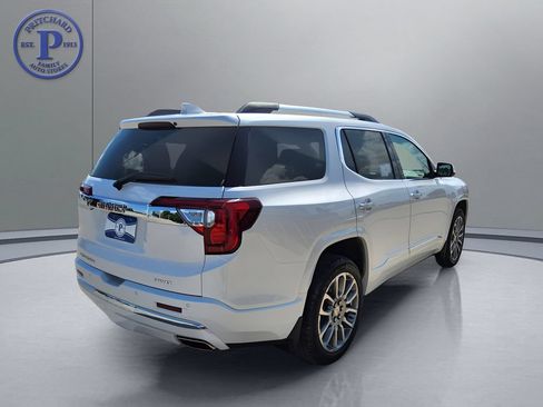 Used 2023 GMC Acadia Denali w/ Denali Ultimate Package AWD/4WD image 7