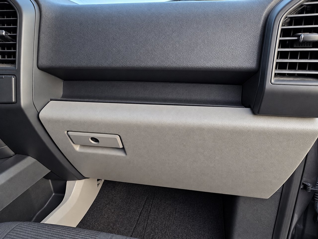 Used 2019 Ford F150 XL w/ Equipment Group 101A Mid AWD/4WD image 34