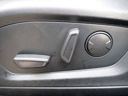 Certified 2022 Ford Explorer Limited w/ Equipment Group 301A image 23