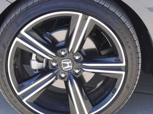 Used 2026 Honda Accord SE image 4