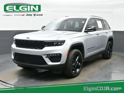 Used 2023 Jeep Grand Cherokee Limited w/ Black Appearance Package