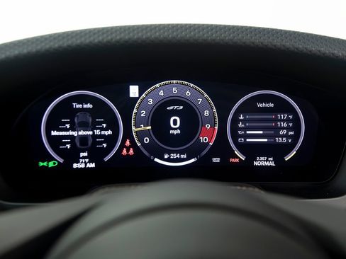 Certified 2026 Porsche 911 GT3 RWD image 23